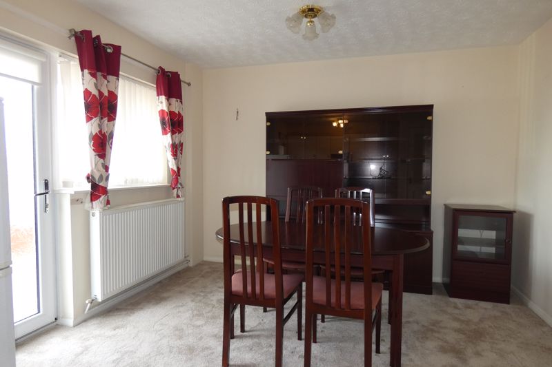 Dining Area- click for photo gallery